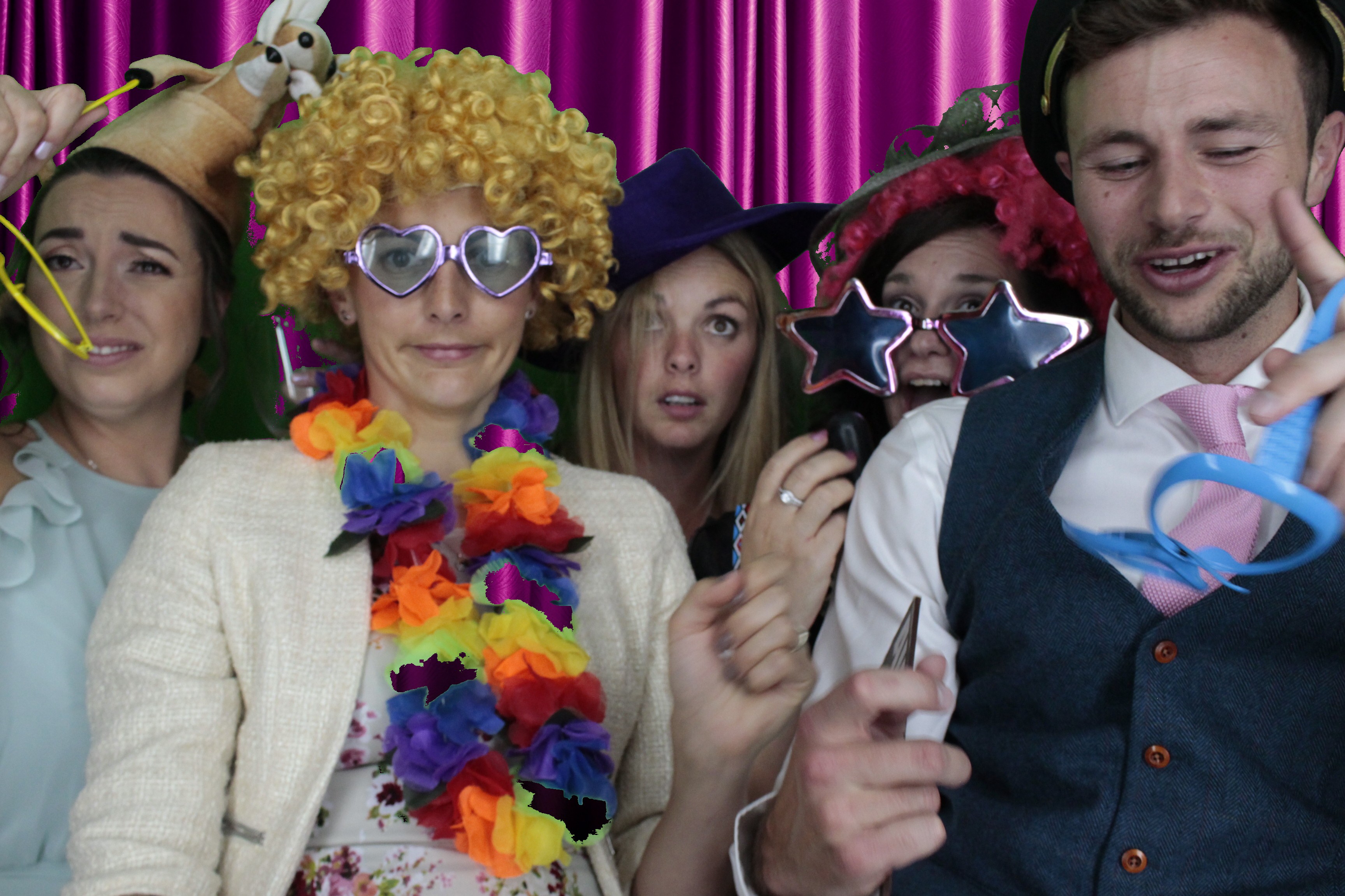 Mr & Mrs Bowles | View more photos from the event at gallery.myphotoboothexperience.co.uk/u/MyPhotoBoothExperienceLtd/Mr-Mrs-Bowles